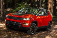 Jeep Compass: Renegade, nagyobbaknak 70