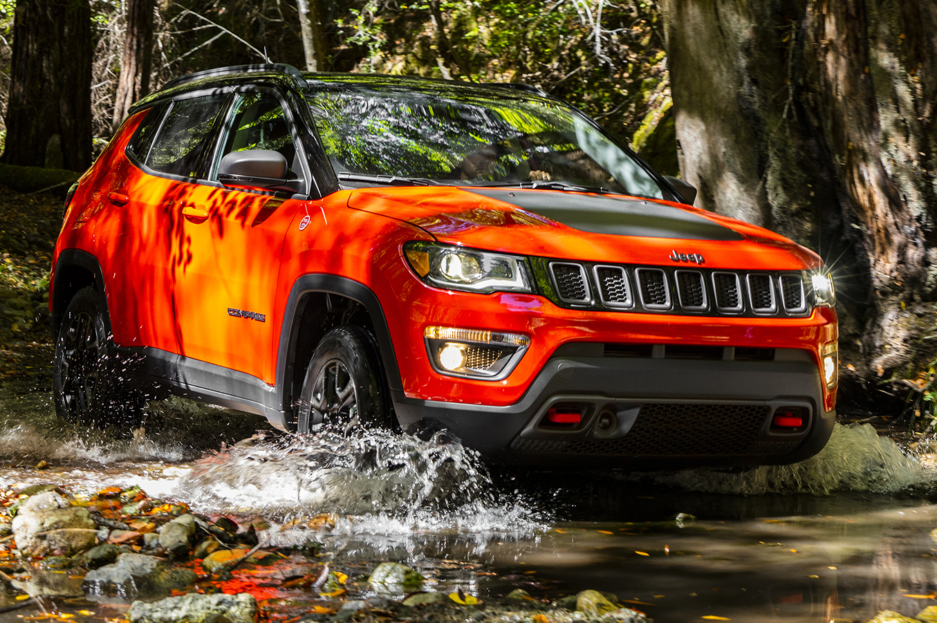 Jeep Compass: Renegade, nagyobbaknak 34