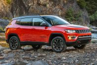 Jeep Compass: Renegade, nagyobbaknak 43