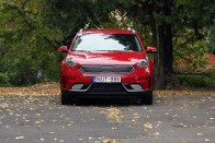 Vadiúj hibrid szabadidő-autó Koreából: Kia Niro 3