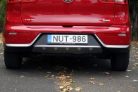 Vadiúj hibrid szabadidő-autó Koreából: Kia Niro 52