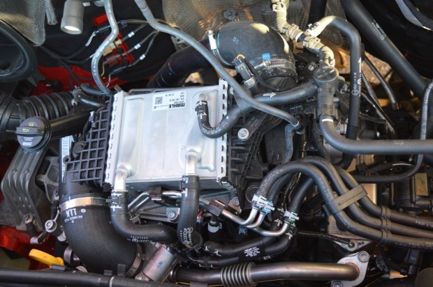 Erre biztosan felszisszennek a Mercedesnél 9 Így néz ki a legkisebb, 102 lóerős ( 75 kW) erőforrás.