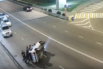 Az év legmókásabb Lada-balesete