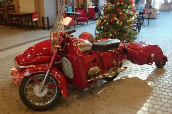 Cseh motorcsodára bukkantunk Óbudán