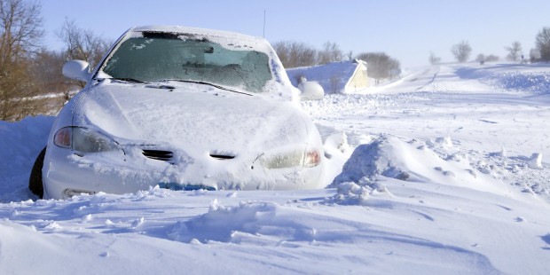 o-CAR-STUCK-IN-SNOW-facebook