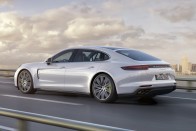 Porsche Panamera: új alapmotor, új csúcskivitel 15