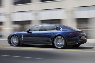 Porsche Panamera: új alapmotor, új csúcskivitel 21