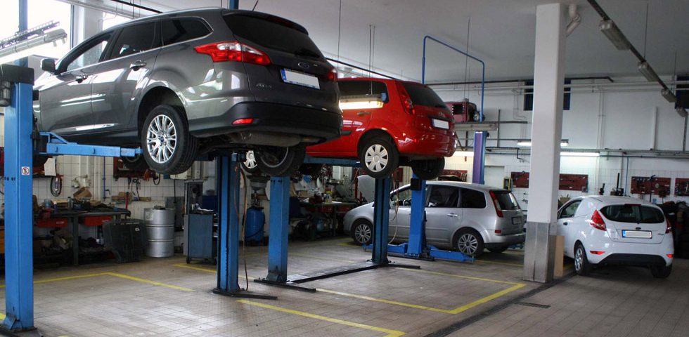 Hamisított szervizkönyvek – Mit tehetünk?