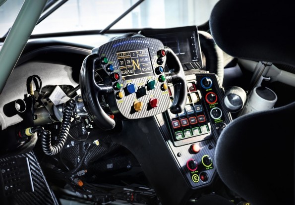 Porsche-911_RSR-2017-1280-09