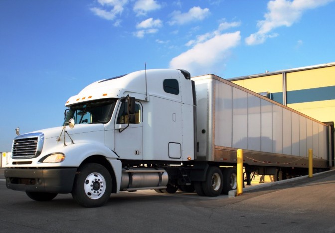 Hamarosan búcsút inthetünk a rogyásig rakott teherautóknak