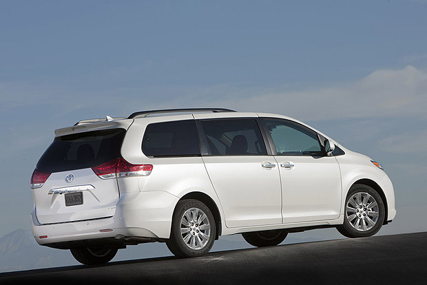 Nagyon veszélyes hiba több százezer Toyotában