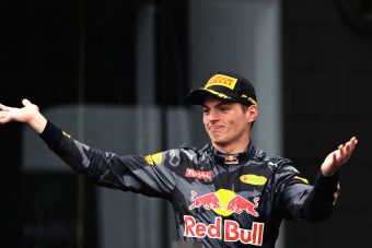 F1: Senki sem érti, mit művelt Verstappen