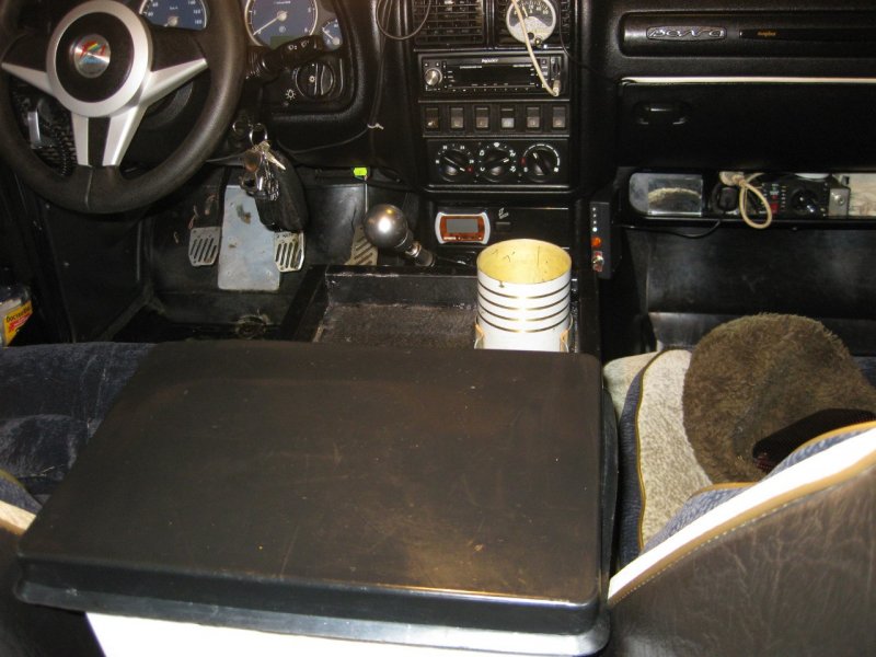 Ez a szürreális Volga belső lórúgásként hat a jóízlésre 4 | Vezess 004