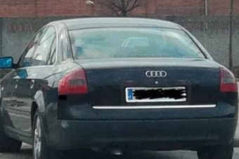 Két hely kellett az audisnak a csornai Tescónál