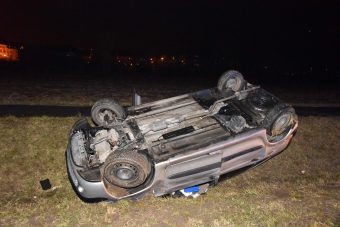 Meglepő, miért borult fel ez a kocsi