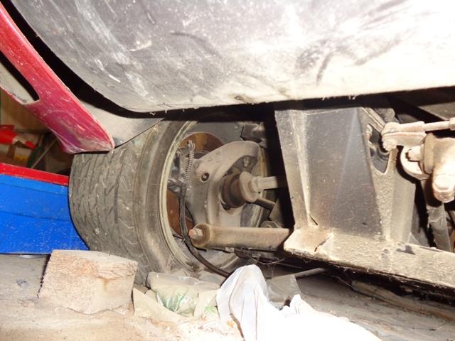 Kincset érő BMW-re leltek egy elhagyott garázsban 10 | Vezess 15621957_1095815423860203_1417002094003974195_n