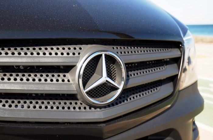 Nem kerüli ki többé a Mercedes a csirkeadót