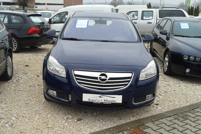 Használt autó – Mihez drága az alkatrész? 21 2010-es évjárattal vetettük össze a dízelmotoros Insignia és a Mazda6 árait