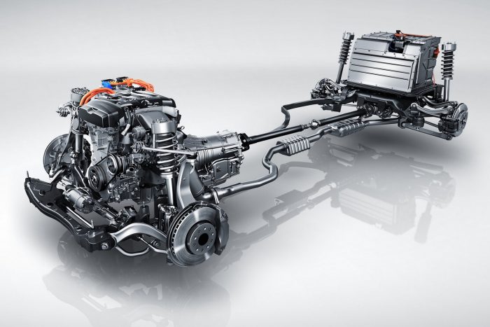 Turbók és hibridek az év legjobb motorjai