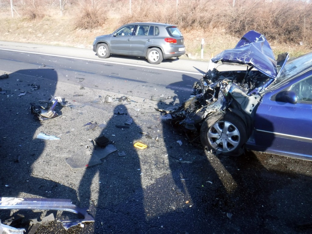 Két balesetben összesen 10 autó ütközött össze az M1-esen – képeken a baleset 1