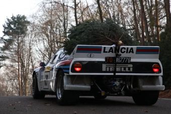 Ez a legtökösebb módja a fenyőfaszállításnak