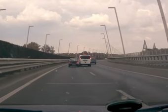 Agresszív állatok a volánnál: Mercedes-közelharc Suzuki ellen az M0-son