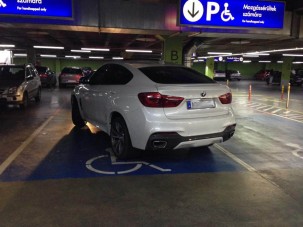 Talán már a közösség izgatása is a tilosban parkolók célja?