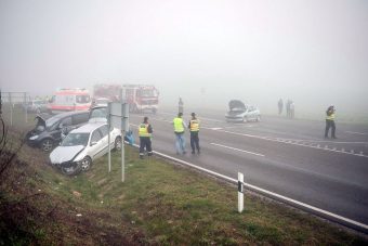 Tíz autó ütközött az M1-esen