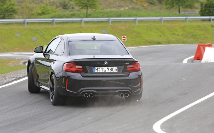 Ford egy BMW és egy Mercedes ellen 3 Hű a tradíciókhoz: a hobbi drifterek nagy barátja az M2