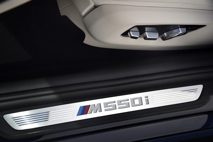 Itt az új BMW 5 átmeneti csúcsmodellje 9 A modell márciustól rendelhető, az első példányokat júliusban vehetik át a vásárlók.