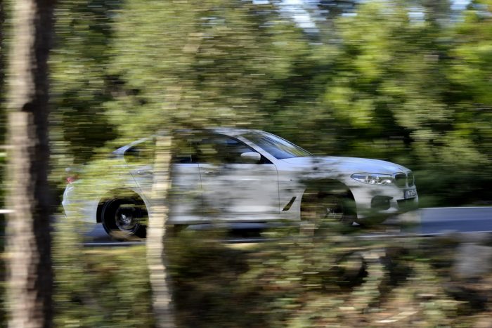 Új 5-ös BMW – Káprázat és parasztvakítás 80 Nincs már Comfort Plus, mostantól Sport, Comfort, takarékos Eco Pro vagy felszereltségtől függően adaptív üzemmódot választhatunk, az eddigieknél nagyobb különbségekkel