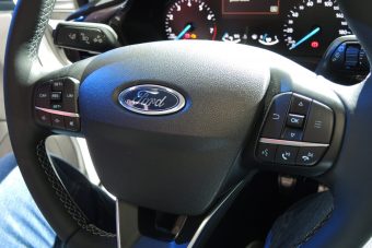 Kirúgják a Ford főnökét