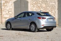 Mazda3: nem csak szép, okos is 55