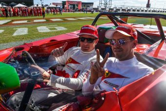 F1: Mindkét pilótáját elveszítheti a Ferrari