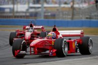 F1: Oválpályán repesztett Vettel és Räikkönen – videó 20