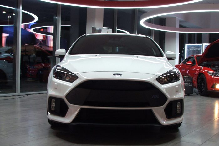 Fiesta ST200 – Kihozza belőled az állatot 8 Glóriával kiemelt helye van az RS-, ST- és a Vignale-termékvonalnak a Ford Store-szalonokban