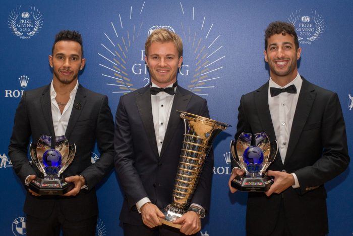 F1: Valaki óriási ajándékot kapott Rosbergtől