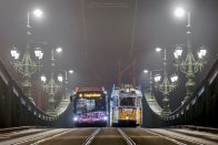 Pazar fotókon a budapesti fényvillamos 27