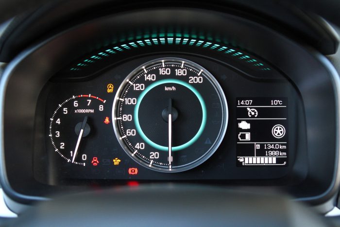 Felejts el mindent, amit eddig a Suzuki Ignisről gondoltál! 89 Csinos műszerfal, mindennel, ami csak kellhet