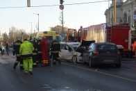 Turistabusz tarolt Győrben – képek 8