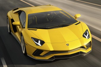 Még tökéletesebb lett a Lamborghini Aventador