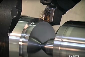 Hipnotikus videón a főtengely születése