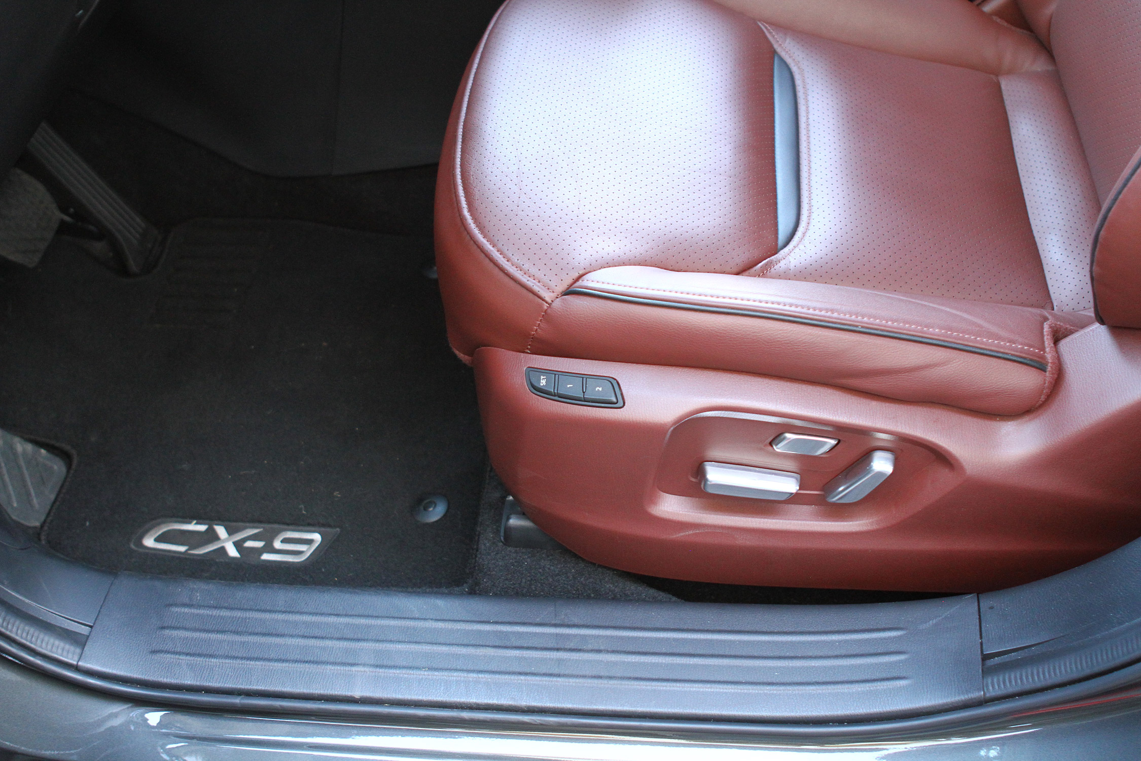 Mazda CX-9 – Vajon eljut Európába? 19