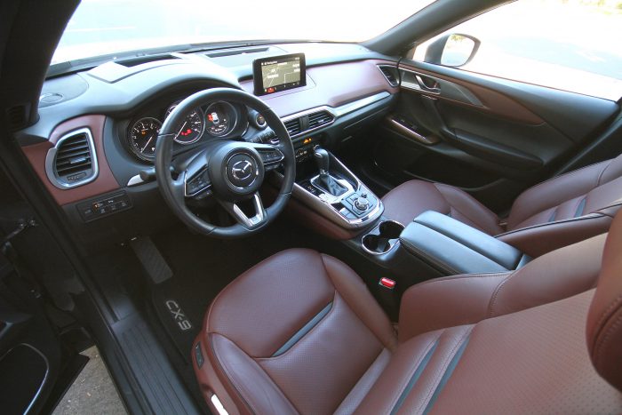 Mazda CX-9 – Vajon eljut Európába? 81 Kényelmes belső, tisztességes dizájnnal, berendezéssel