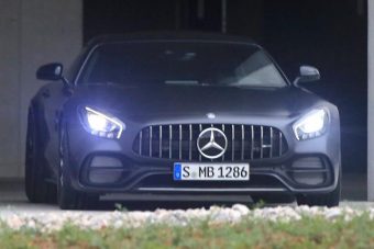 Újabb brutális kupé jön a Mercedestől