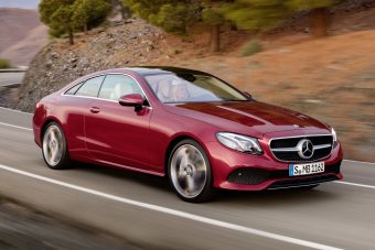 Megérkezett a Mercedes E-osztály legkecsesebb típusa