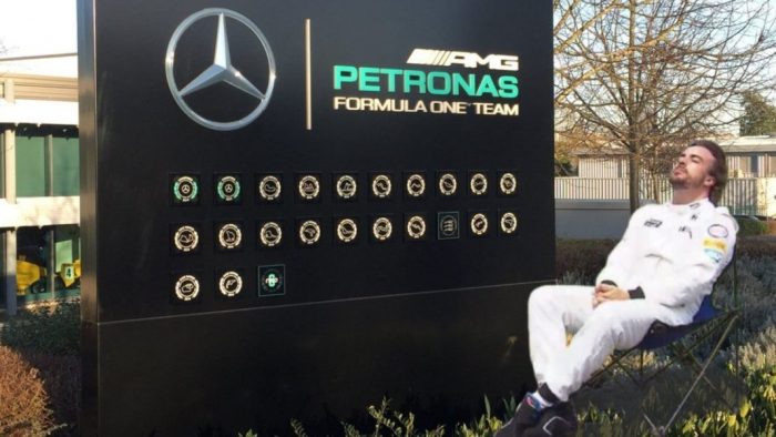 Mercedes-f1-1068x601