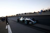 F1: Rosberg vállalná Hamilton oktatását 17