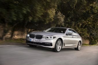 Konnektorról tölthető az 5-ös BMW hibridje