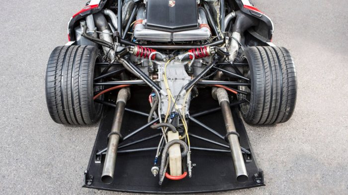 road-legal-1997-porsche-993-gt1 (6)